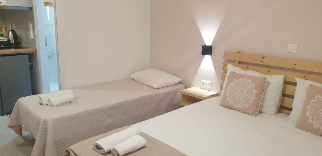 Apart-Hotel Llazari Himarë Dış mekan fotoğraf
