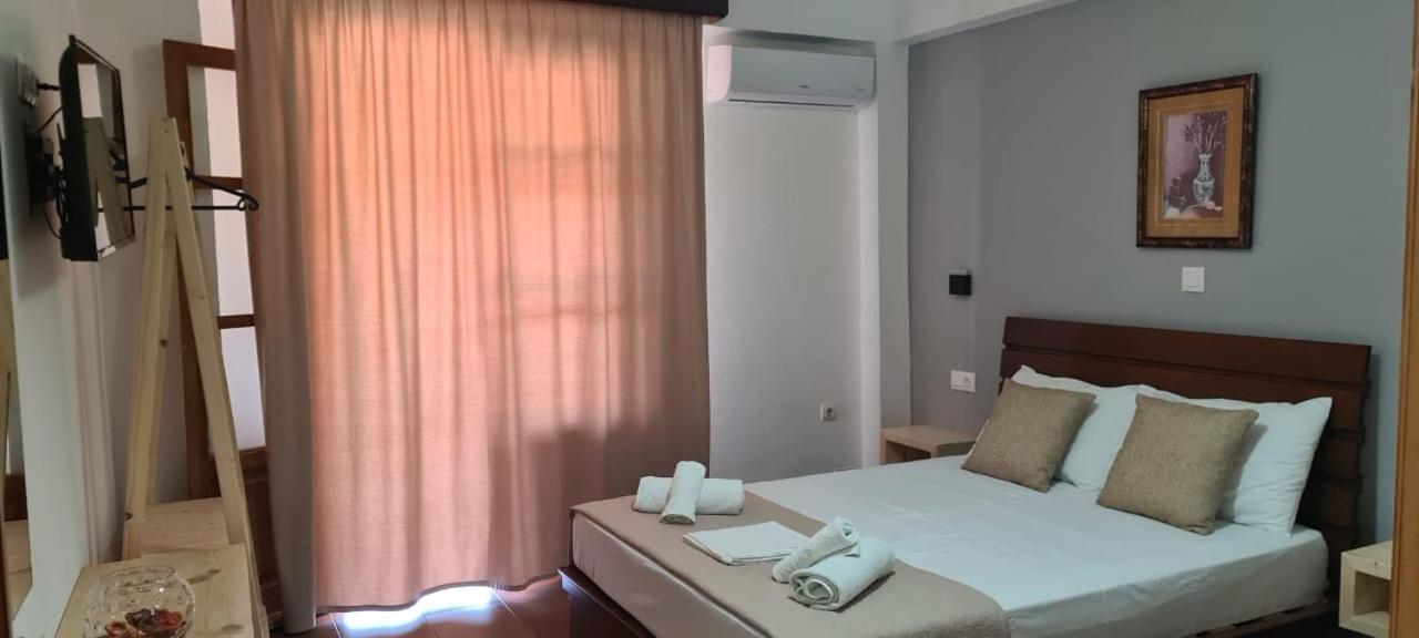 Apart-Hotel Llazari Himarë Oda fotoğraf