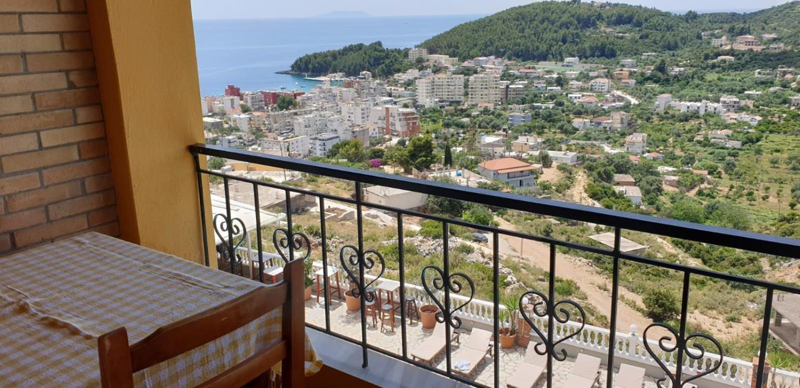 Apart-Hotel Llazari Himarë Dış mekan fotoğraf